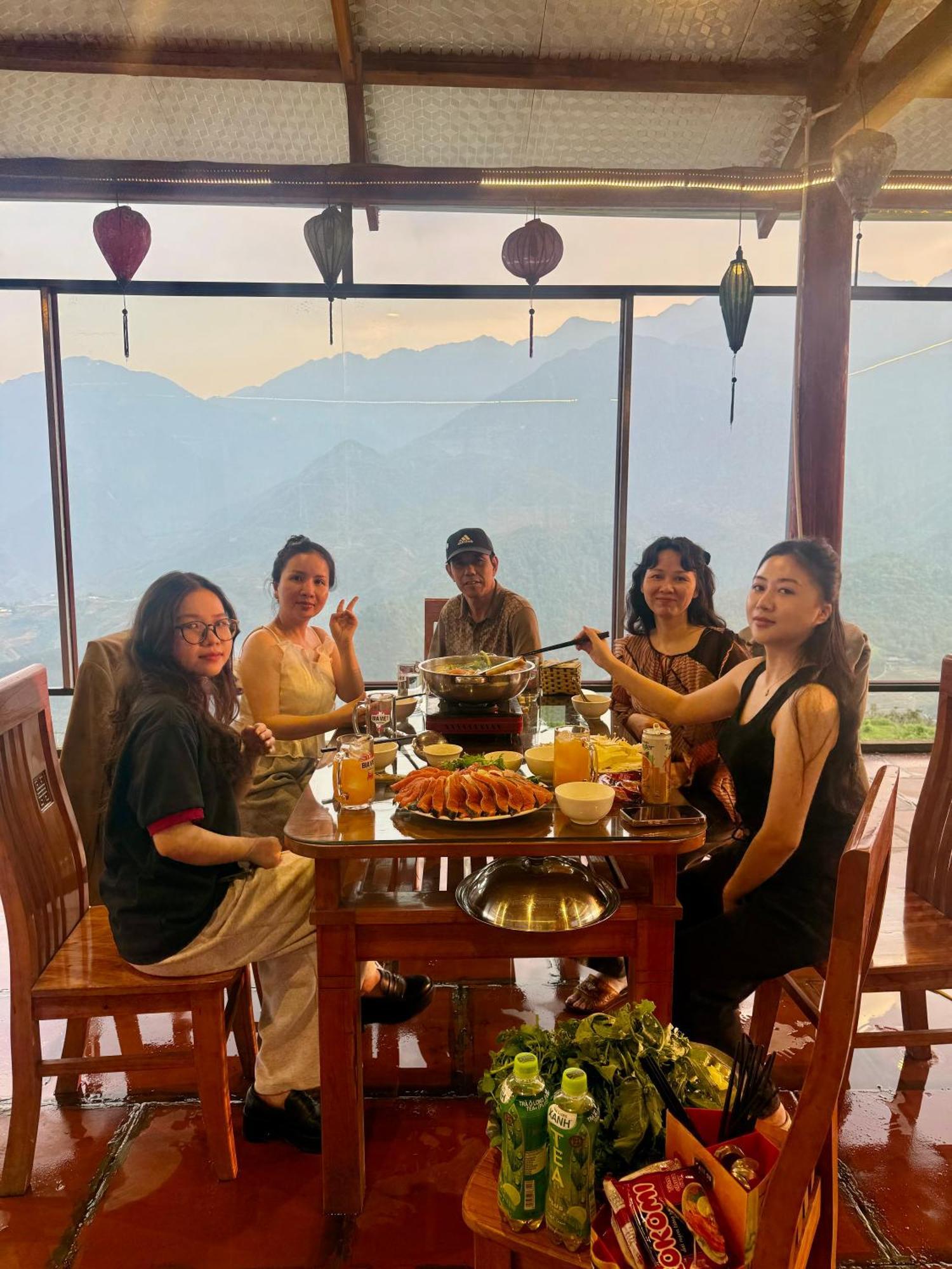 Homestay Thach Gia Trang Sapa Екстериор снимка